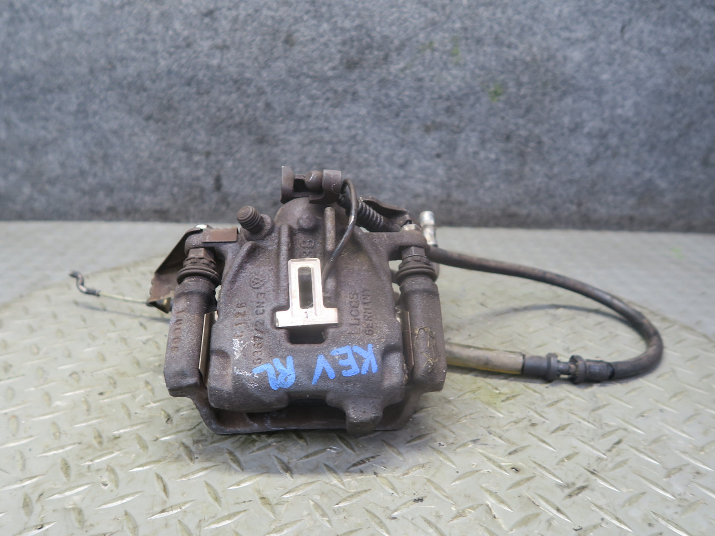 01-03 VW Eurovan T4 2.8L FWD Set of 2 Rear Left & Right Brake Caliper 136K OEM