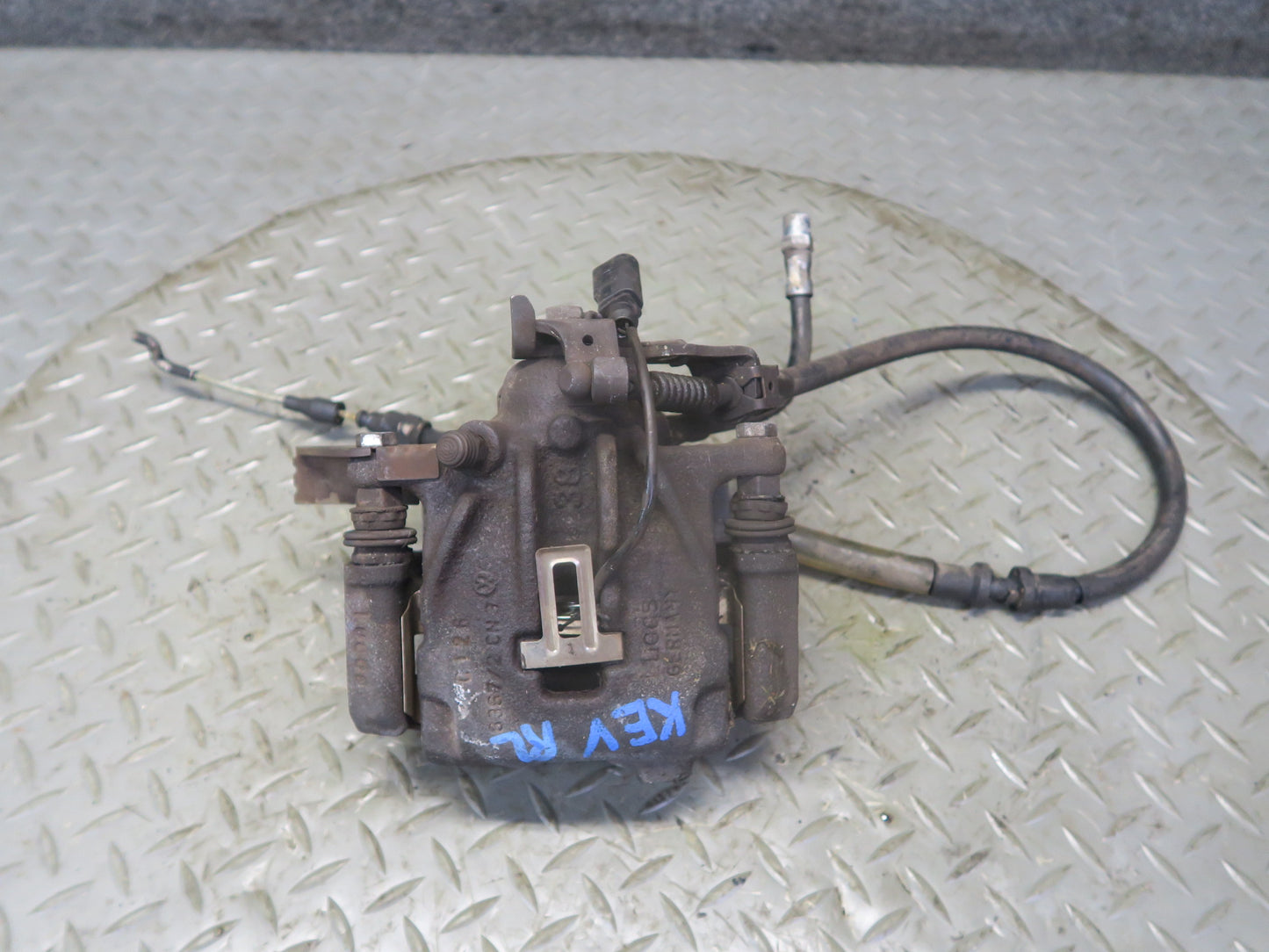 01-03 VW Eurovan T4 2.8L FWD Set of 2 Rear Left & Right Brake Caliper 136K OEM