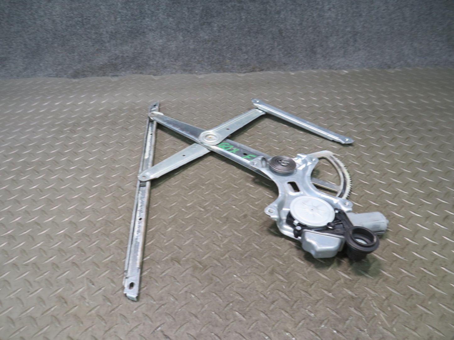 2010-2013 Lexus URJ150L GX460 Front Left Driver Door Window Regulator W/ Motor