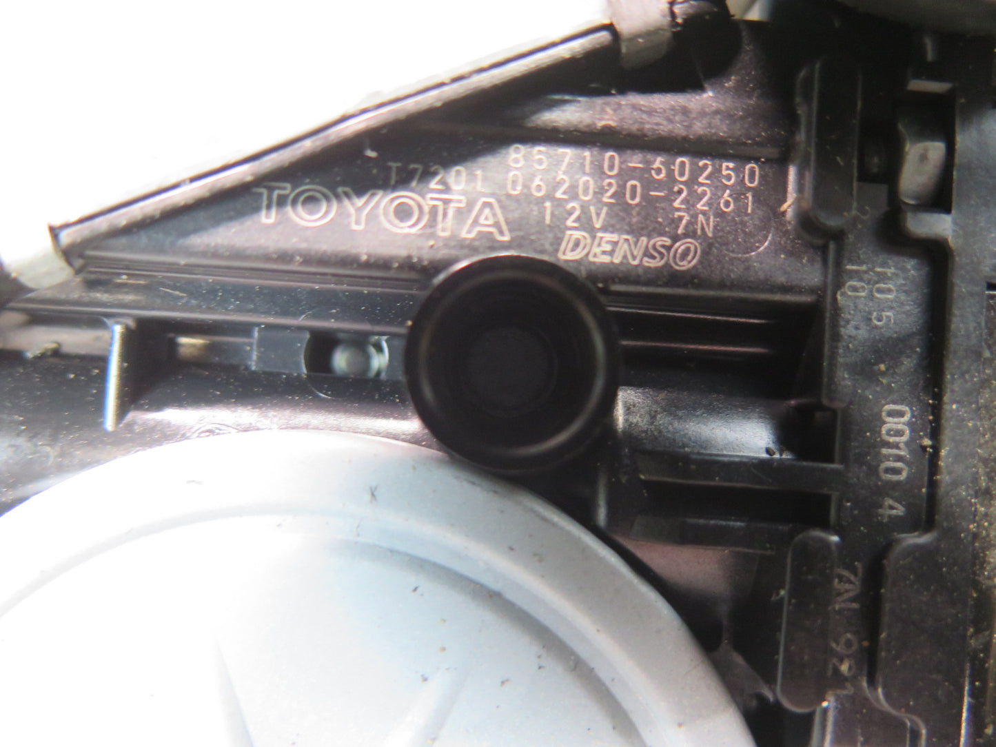 2010-2013 Lexus URJ150L GX460 Front Right Pass Door Window Regulator W/ Motor