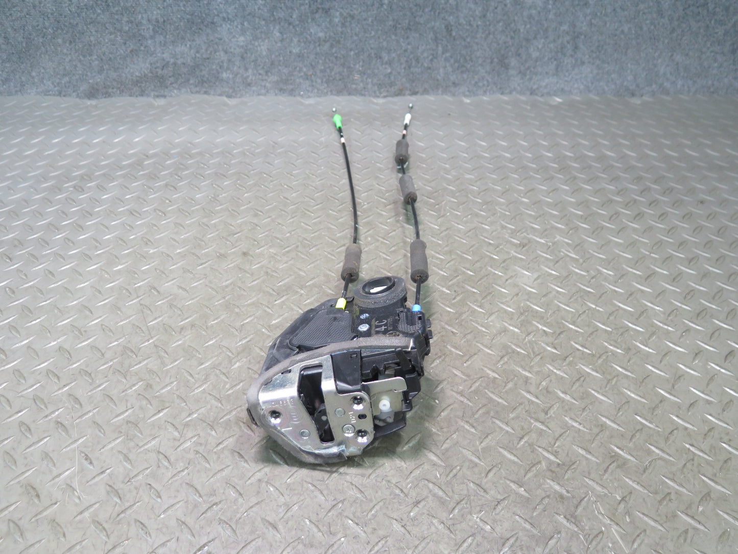 2010-2013 Lexus URJ150L GX460 Rear Left Side Door Lock Latch Actuator