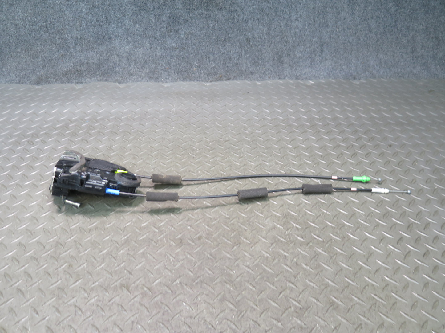 2010-2013 Lexus URJ150L GX460 Rear Left Side Door Lock Latch Actuator