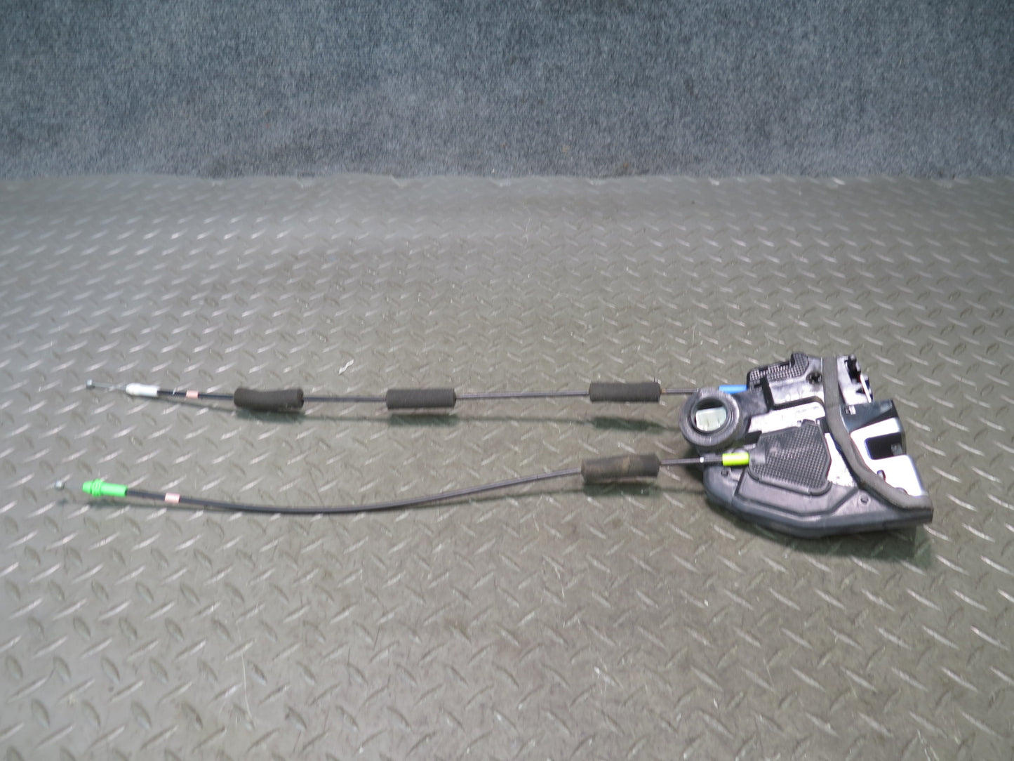 2010-2013 Lexus URJ150L GX460 Rear Left Side Door Lock Latch Actuator