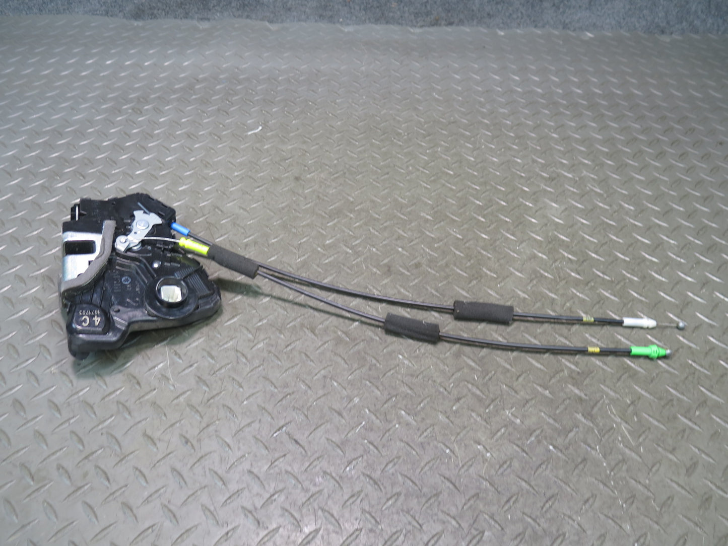 2010-2013 Lexus URJ150L GX460 Front Left Side Door Lock Latch Actuator
