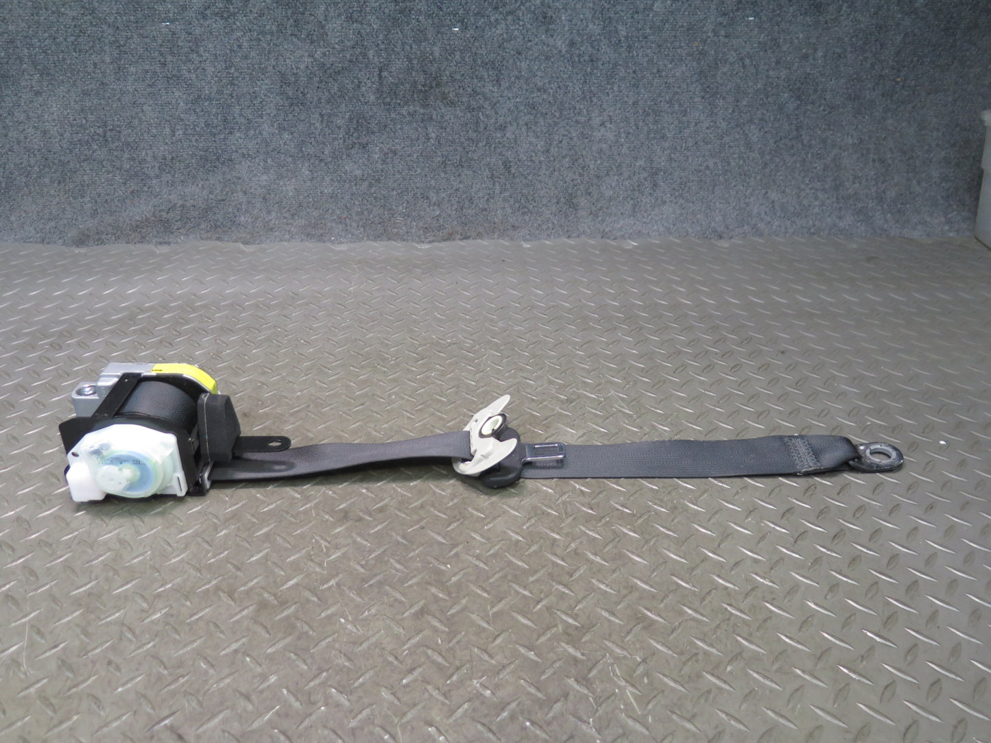 10-13 LEXUS GX460 REAR RIGHT CENTER LEFT SIDE SEATBELT RETRACTOR SET OEM