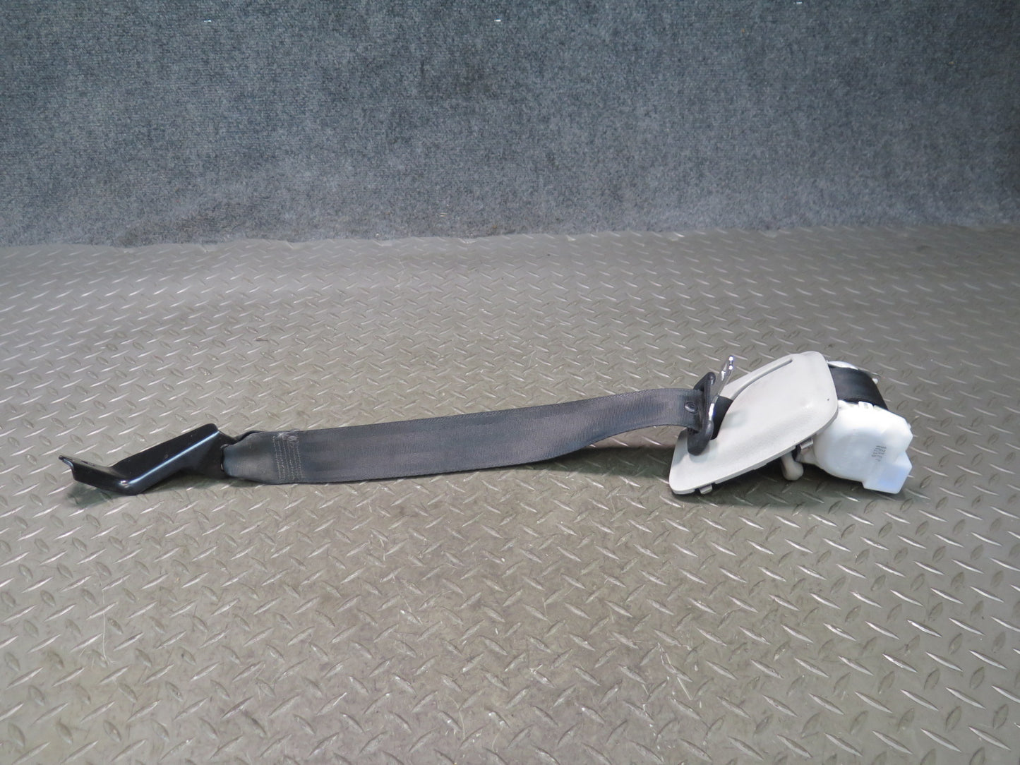10-13 LEXUS GX460 FRONT RIGHT & LEFT SIDE SEATBELT RETRACTOR SET OEM