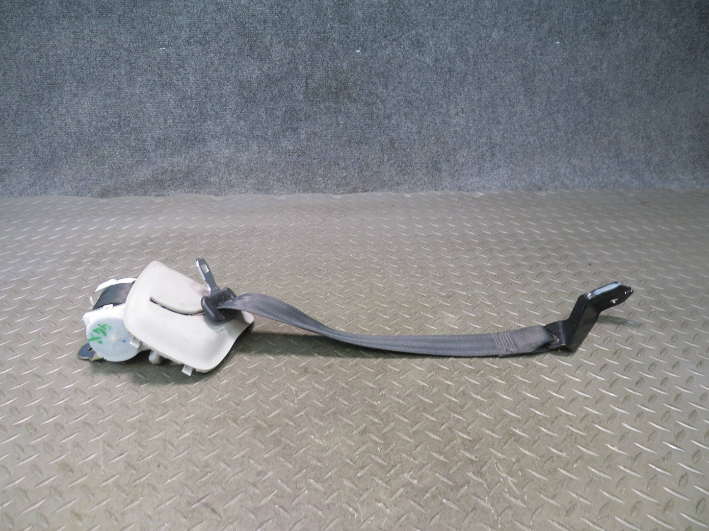 10-13 LEXUS GX460 FRONT RIGHT & LEFT SIDE SEATBELT RETRACTOR SET OEM