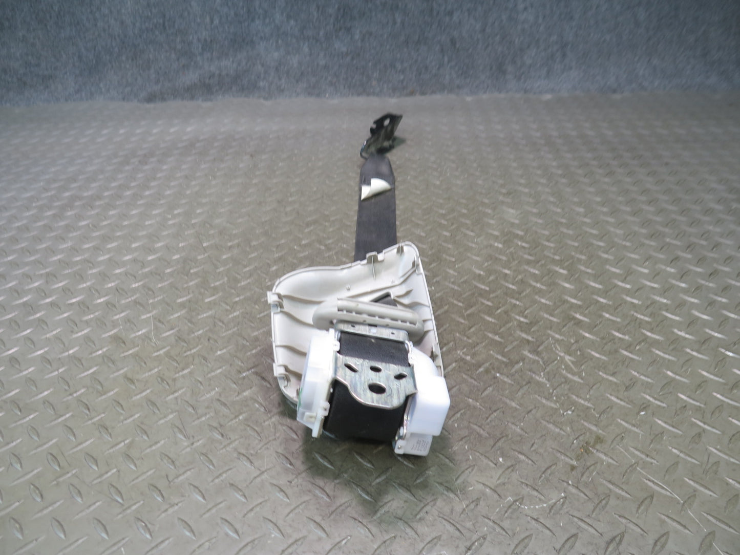 10-13 LEXUS GX460 FRONT RIGHT & LEFT SIDE SEATBELT RETRACTOR SET OEM