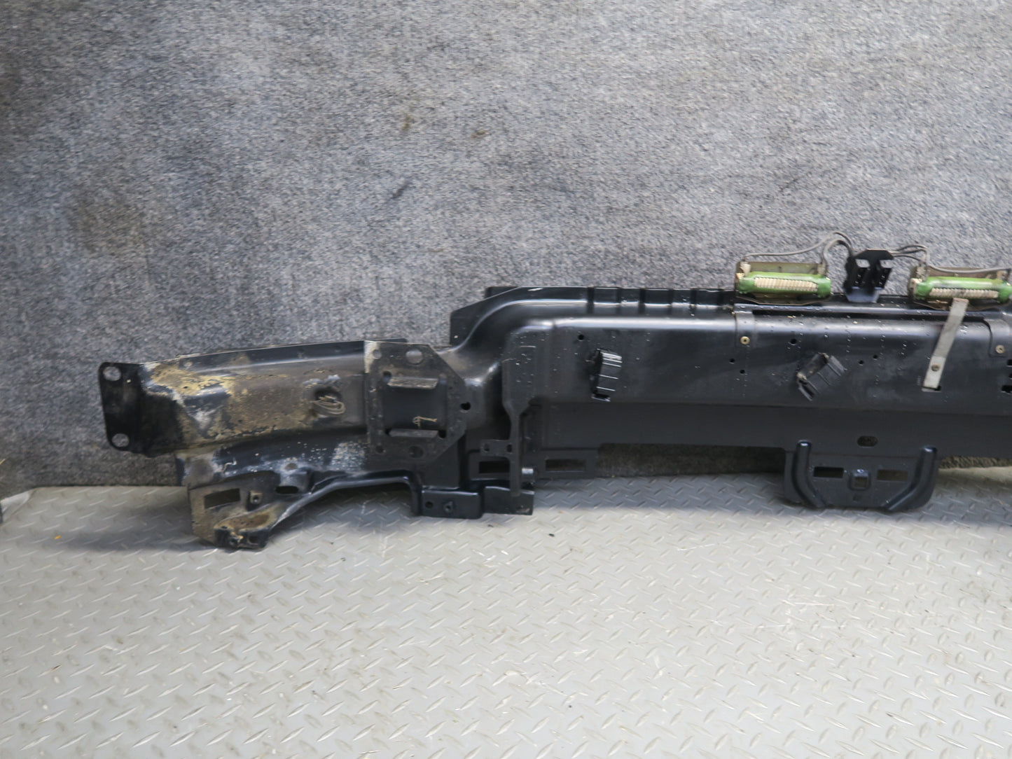 97-03 VW Eurovan T4 Front Bumper Impact Reinforcement Bar w Resistors OEM