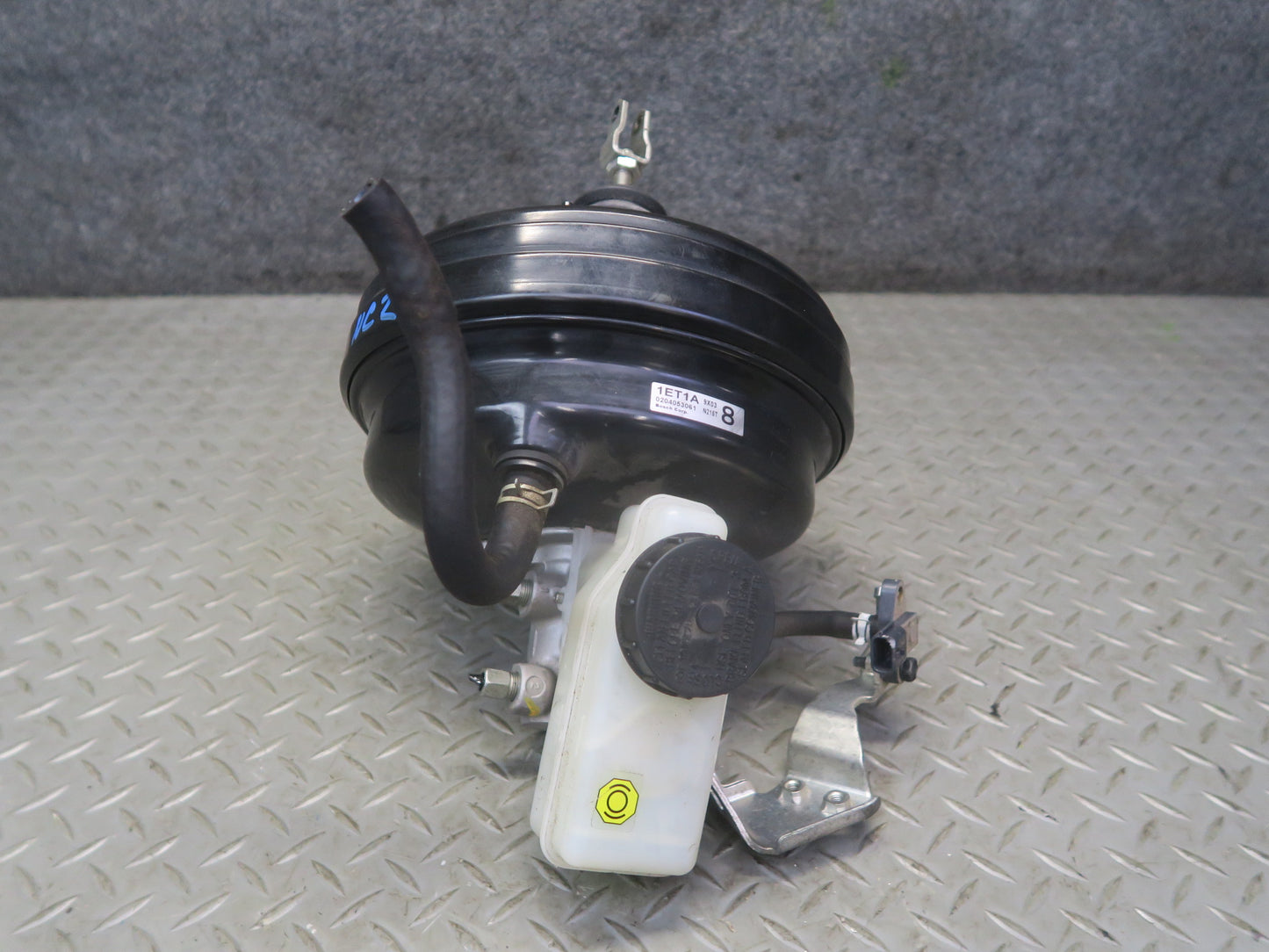 09-12 Nissan Z34 370Z Brake Master Cylinder Booster Fluid Reservoir OEM