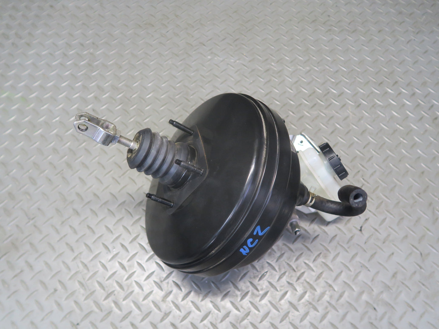 09-12 Nissan Z34 370Z Brake Master Cylinder Booster Fluid Reservoir OEM