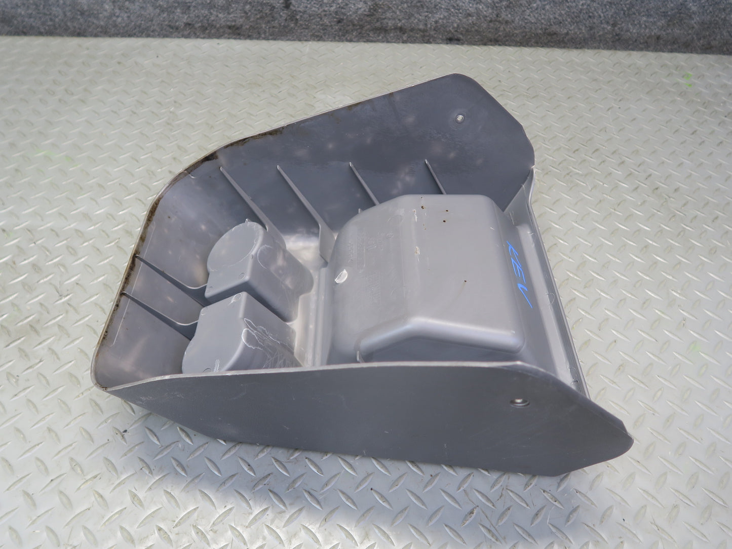 99-03 VW Eurovan T4 Center Console Trim CUP Holder Panel Gray 7DB858570A OEM