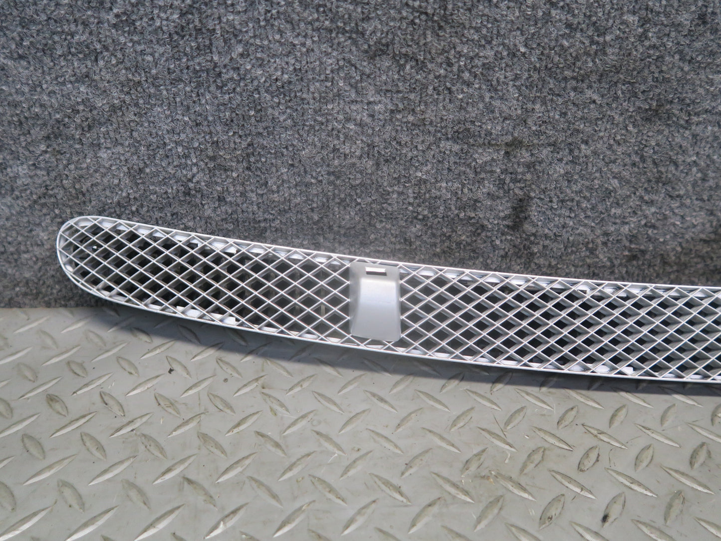 99-03 VW Eurovan T4 Front Windshield Vent Cowl Grille w Washer Nozzle Jets OEM