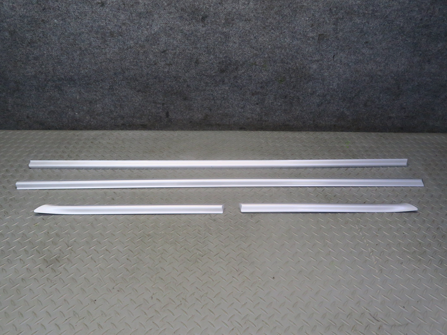 01-06 BMW E46 330ciCOUPE Convert Set of 4 Door & Quarter Trim Molding Silver OEM