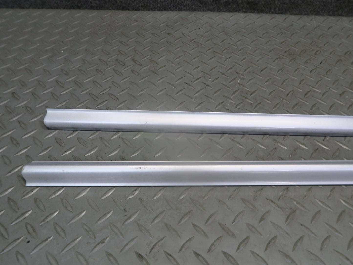 01-06 BMW E46 330ciCOUPE Convert Set of 4 Door & Quarter Trim Molding Silver OEM