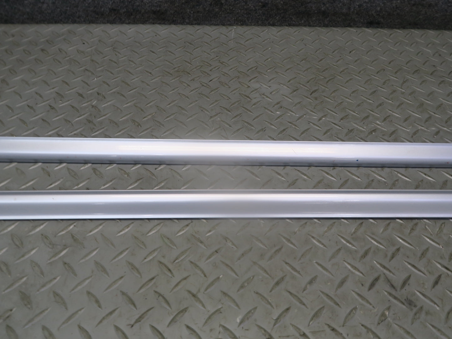 01-06 BMW E46 330ciCOUPE Convert Set of 4 Door & Quarter Trim Molding Silver OEM