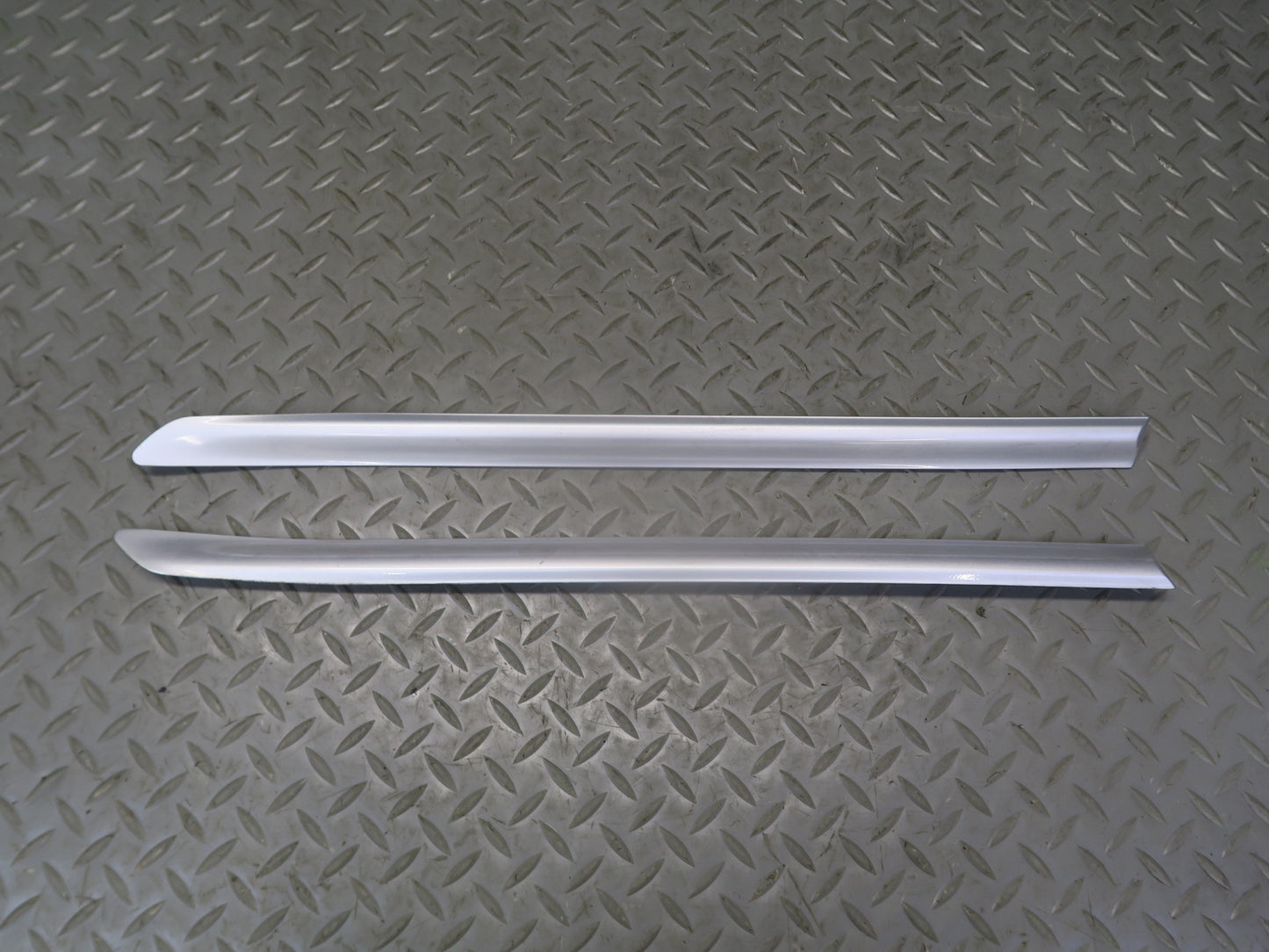 01-06 BMW E46 330ciCOUPE Convert Set of 4 Door & Quarter Trim Molding Silver OEM