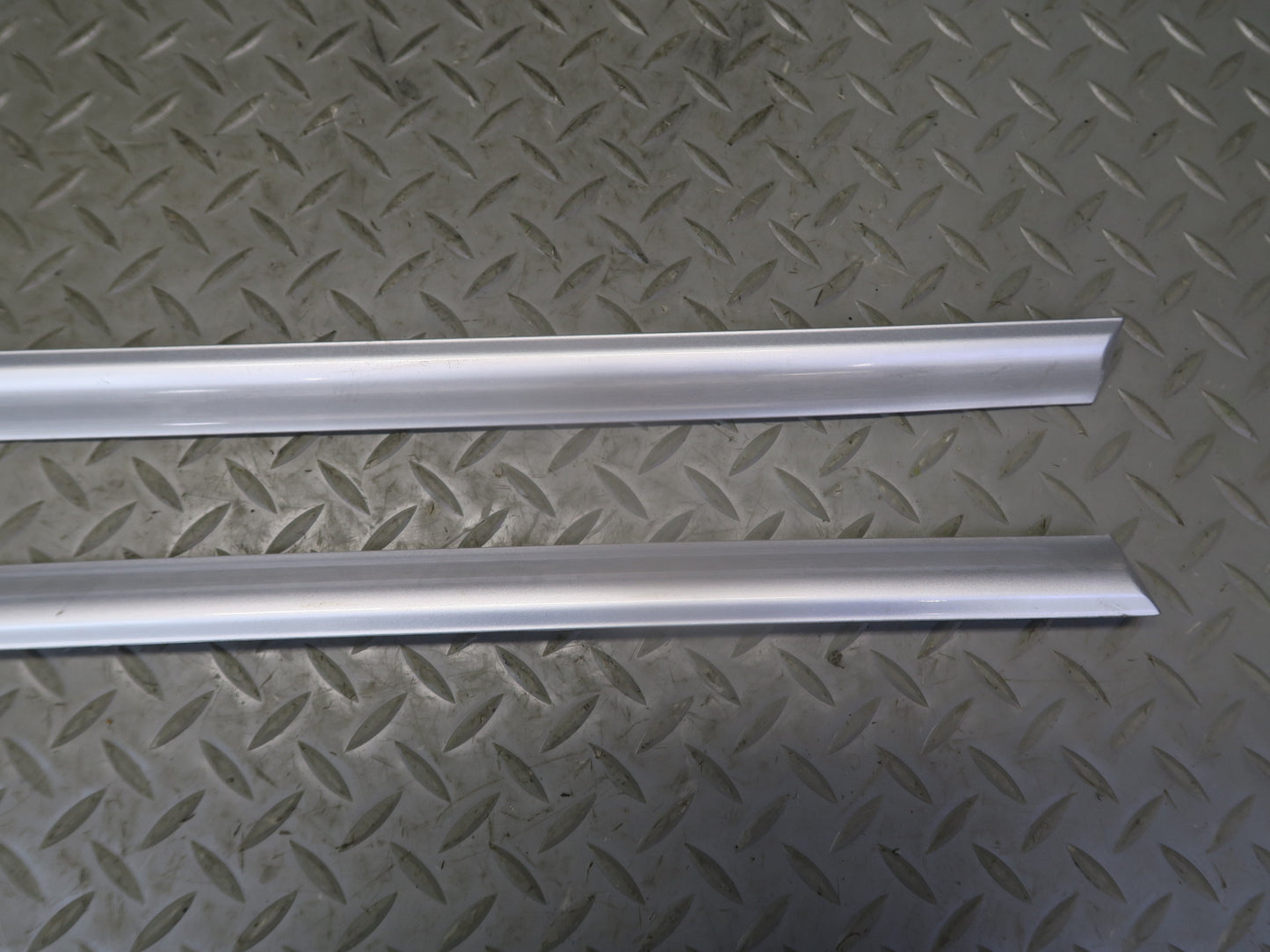 01-06 BMW E46 330ciCOUPE Convert Set of 4 Door & Quarter Trim Molding Silver OEM