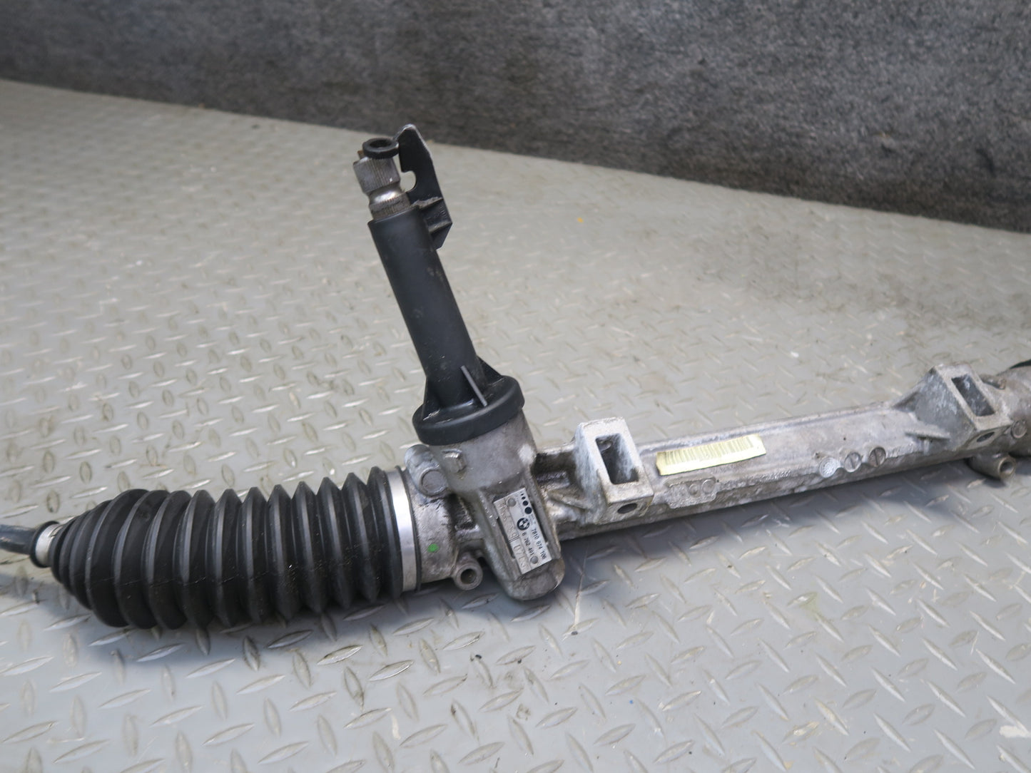 03-08 BMW E86 E85 Z4 Power Steering Rack & Pinion 67K Miles 6762491 OEM
