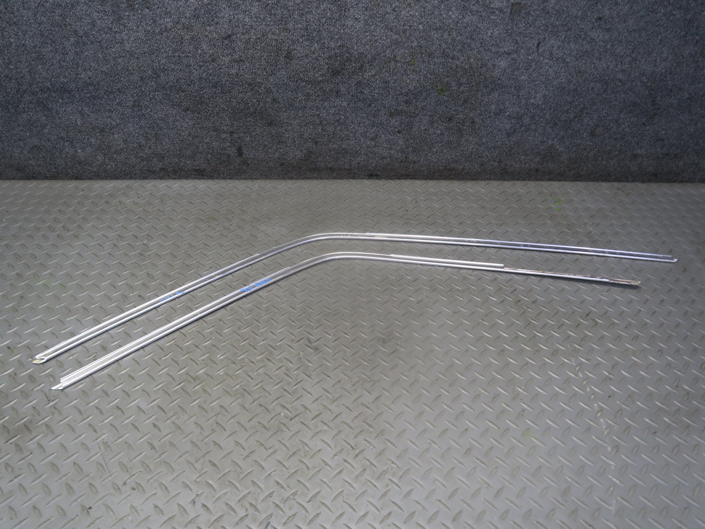 86-91 Mercedes W126 Sedan Set of 5 Front & Rear Left Door Chrome Molding OEM