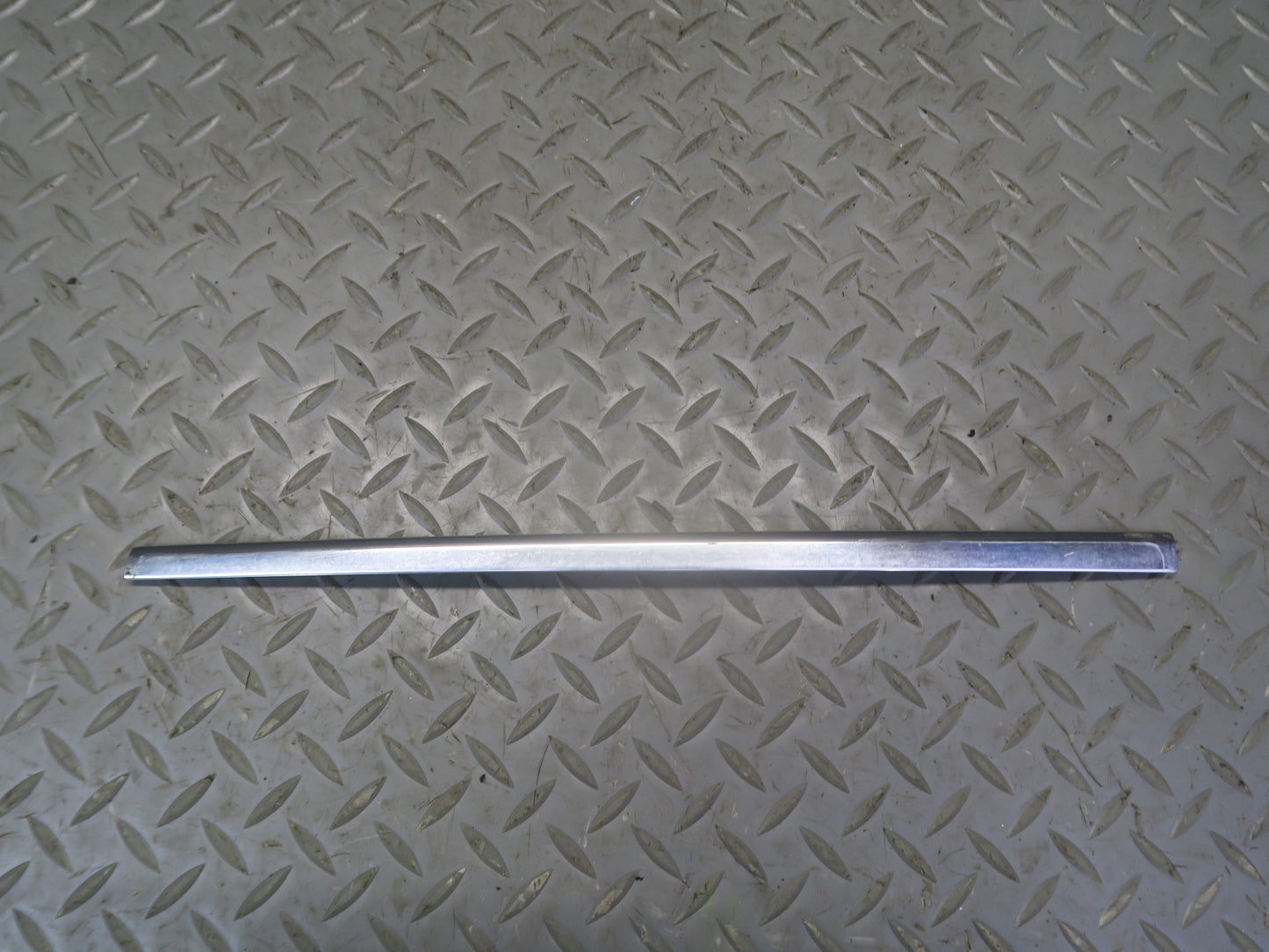 86-91 Mercedes W126 Sedan Set of 5 Front & Rear Left Door Chrome Molding OEM