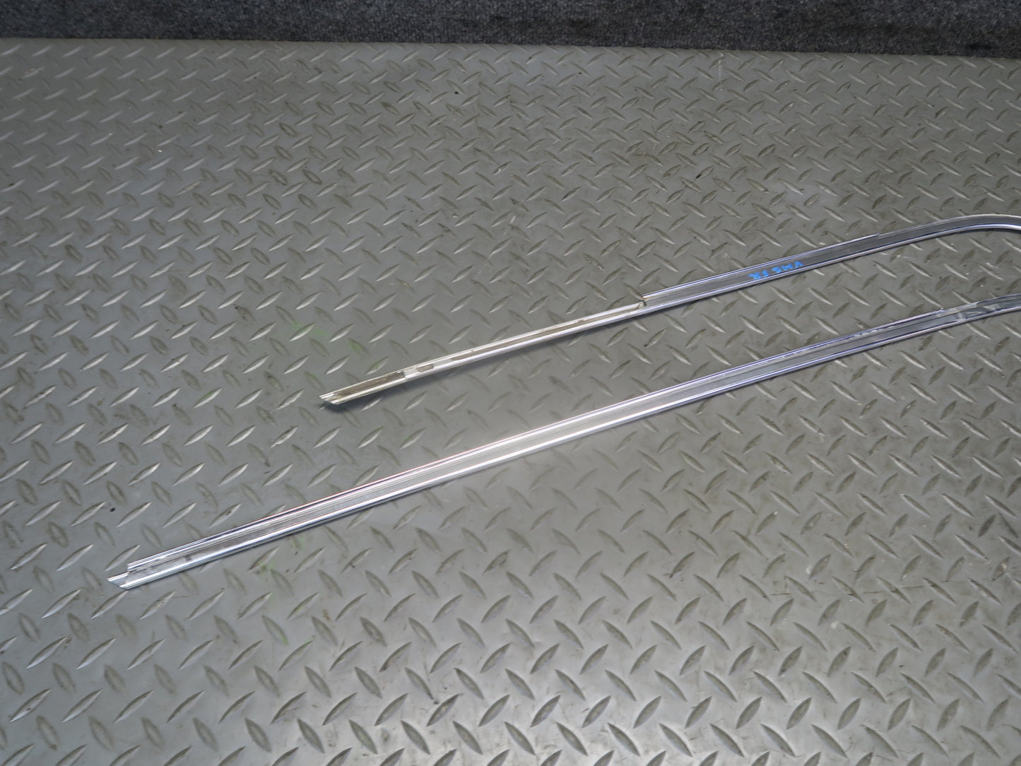 86-91 Mercedes W126 Sedan Set of 6 Front & Rear Right Door Chrome Molding OEM