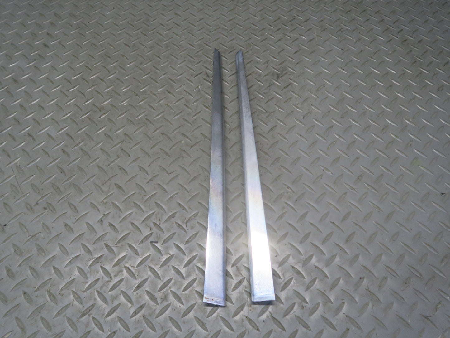 86-91 Mercedes W126 Sedan Set of 6 Front & Rear Right Door Chrome Molding OEM