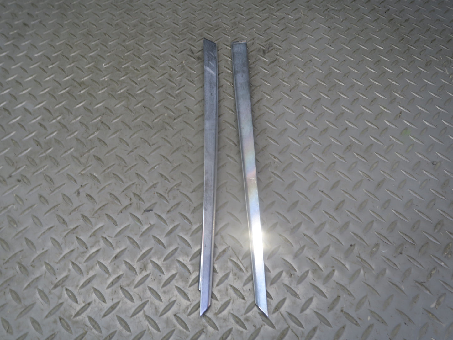 86-91 Mercedes W126 Sedan Set of 6 Front & Rear Right Door Chrome Molding OEM