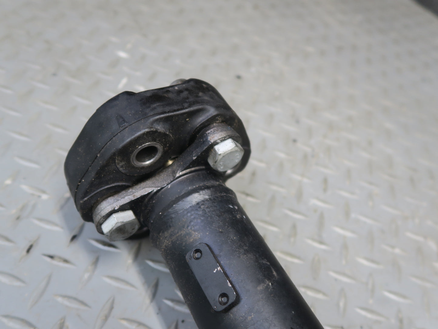 96-98 BMW E36/7 Z3 1.9L M44 M/T Manual Transmission Driveshaft 1229254 OEM