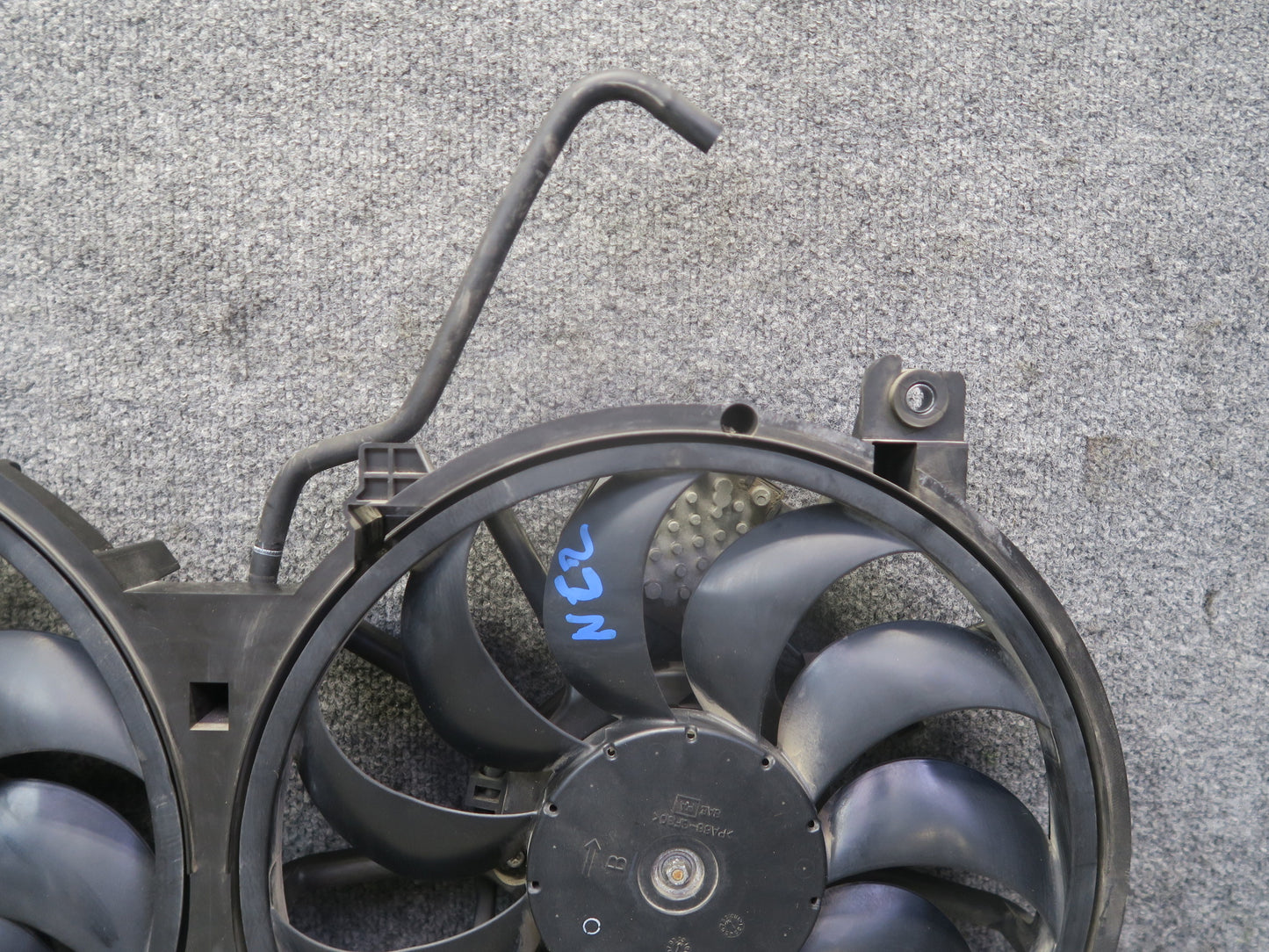 09-20 Nissan Z34 370Z Engine Cooling Dual Fan Motor Shroud OEM