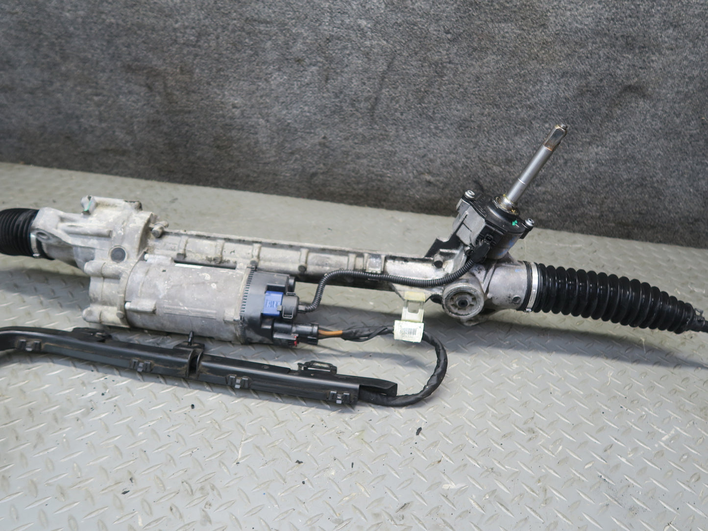 12-18 Mercedes W166 GLE350 ML350 Electric Power Steering Gear Rack & Pinion OEM
