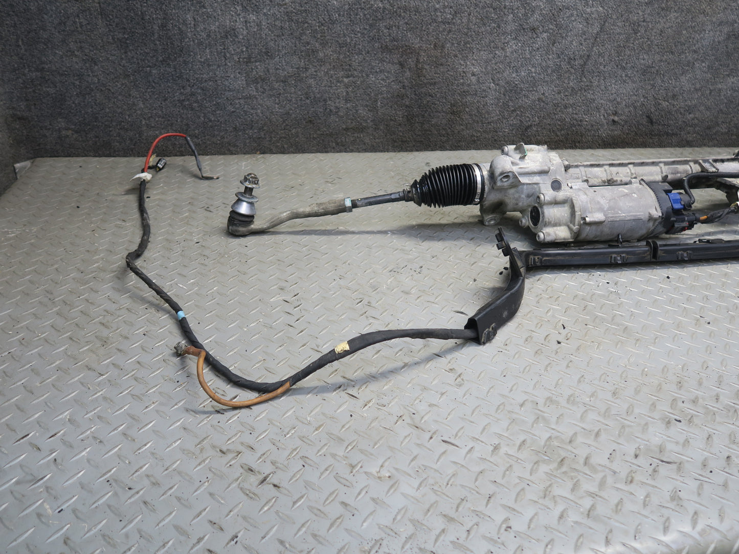 12-18 Mercedes W166 GLE350 ML350 Electric Power Steering Gear Rack & Pinion OEM