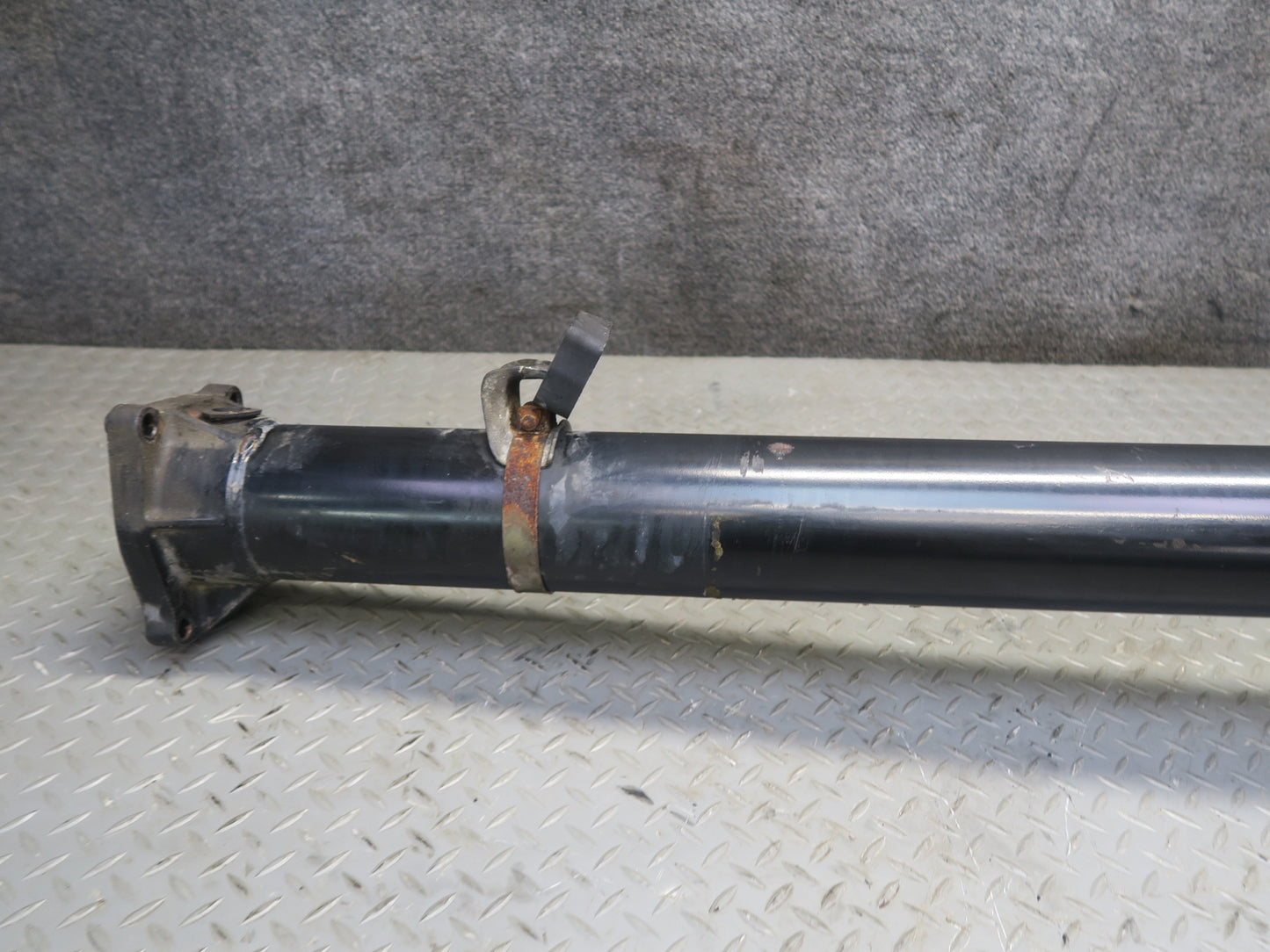 1984-1986 Porsche 928 S Automatic Transmission Drive Shaft Torque Tube Housing