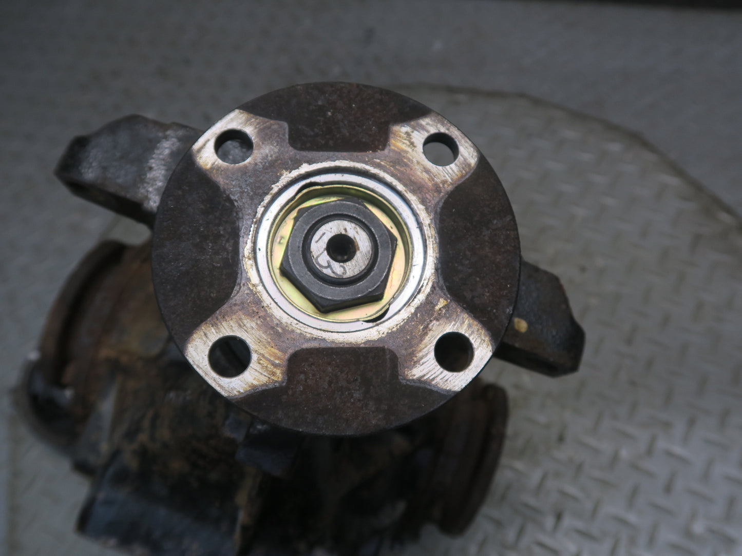 96-99 BMW E36/7 Z3 1.9L M44 M/T Rear Differential Carrier 3:45 Ratio OEM