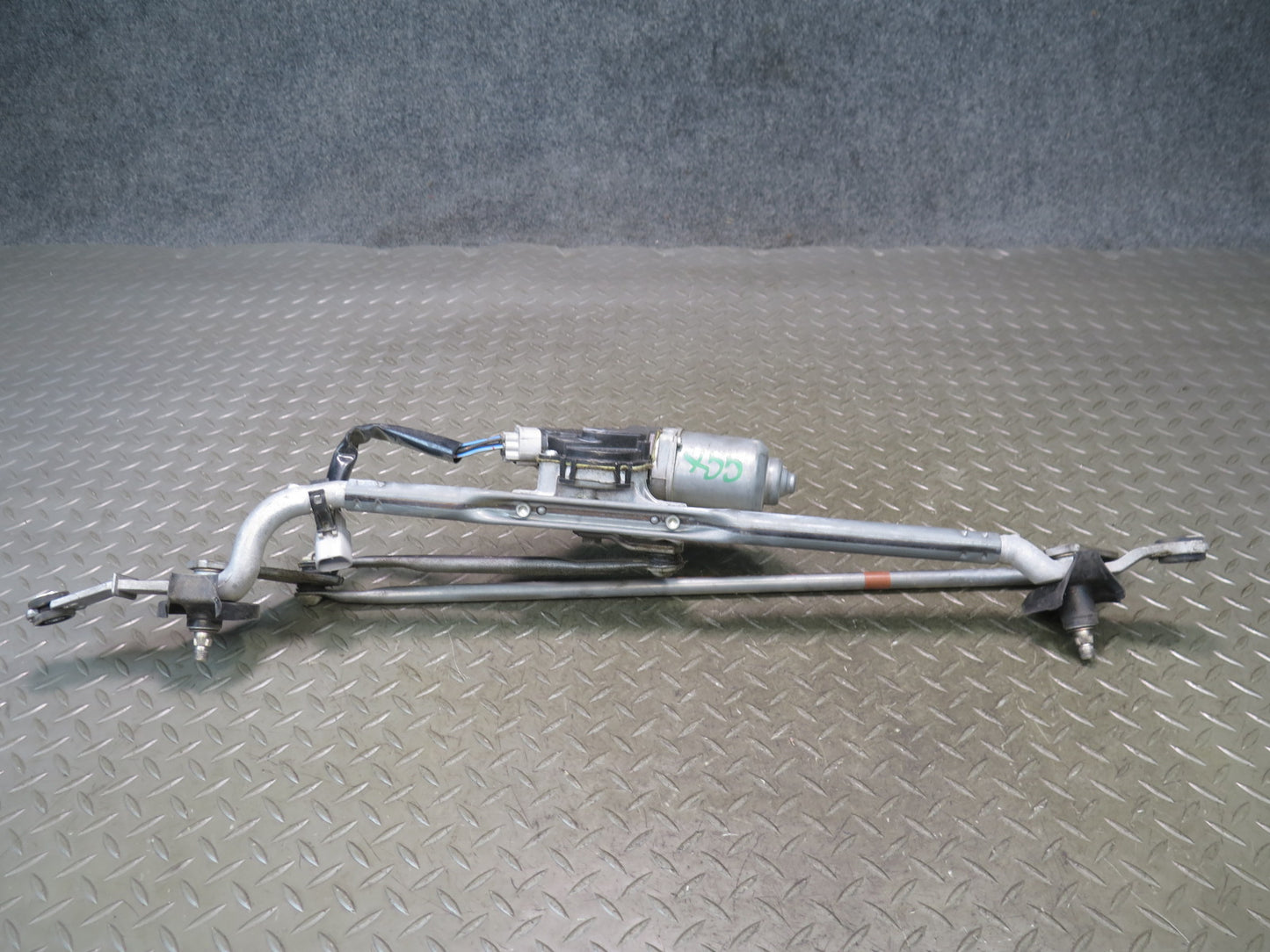 2010-2023 Lexus GX460 Front Windshield Wiper Transmission Linkage w Motor