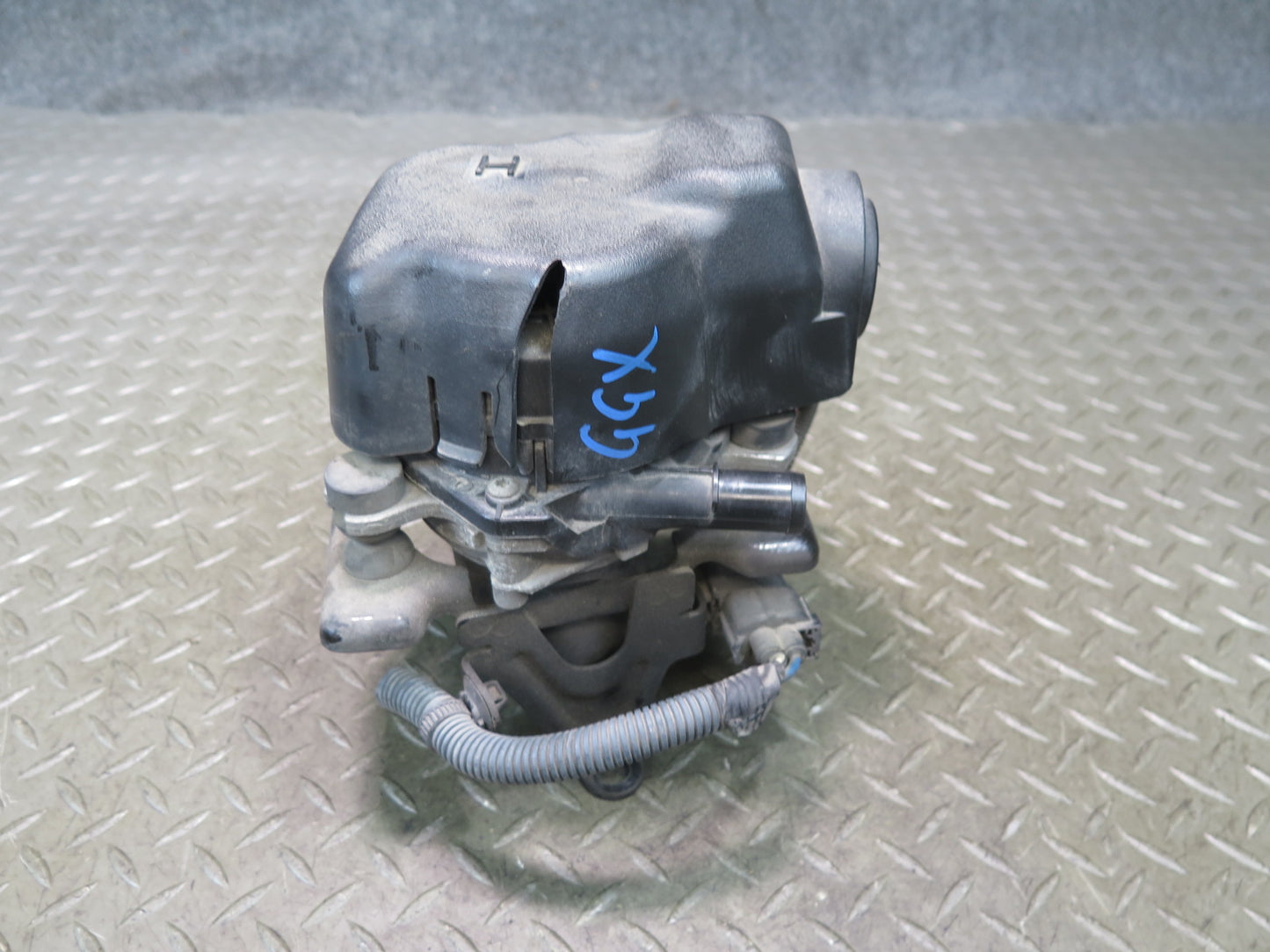 2010-2013 Lexus URJ150L GX460 Secondary Smog Air Injection Pump