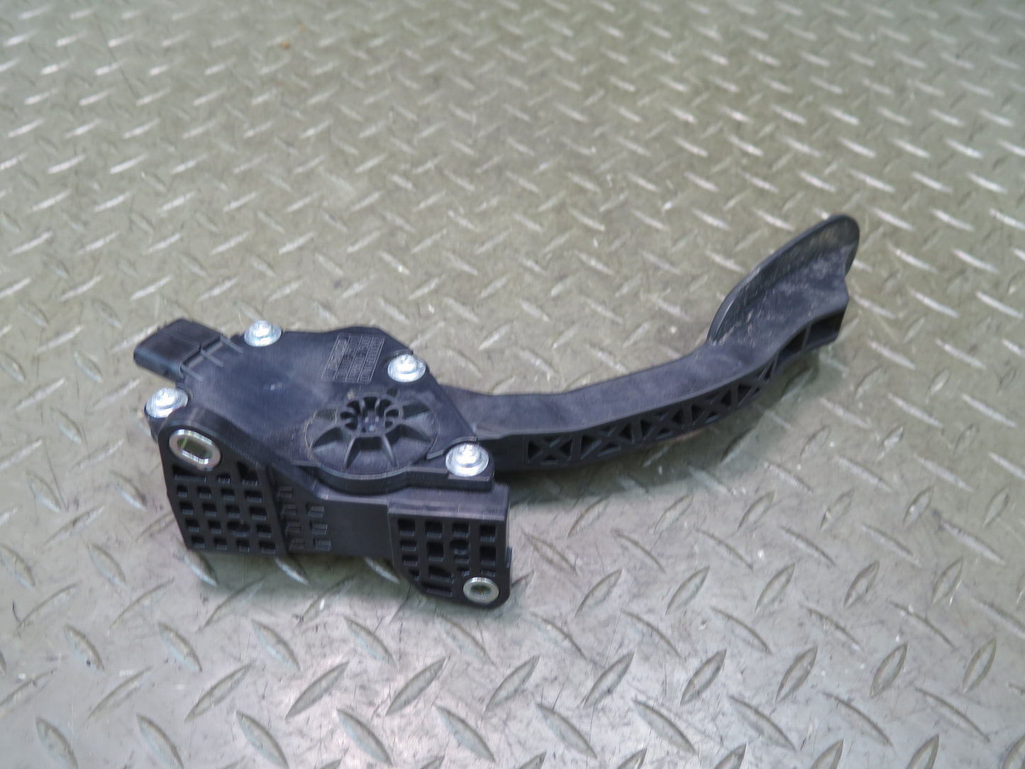 2010-2023 Lexus URJ150L GX460 Gas Acceleration Pedal 78110-35010