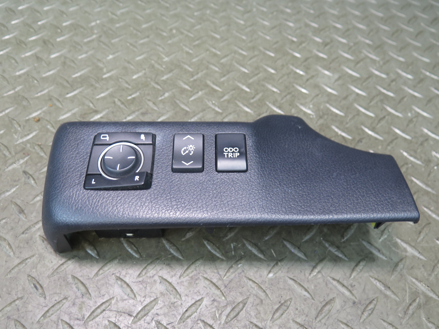 2010-2013 Lexus URJ150L GX460 Dash Side Mirror Cruise ODO Trip Switch w Trim