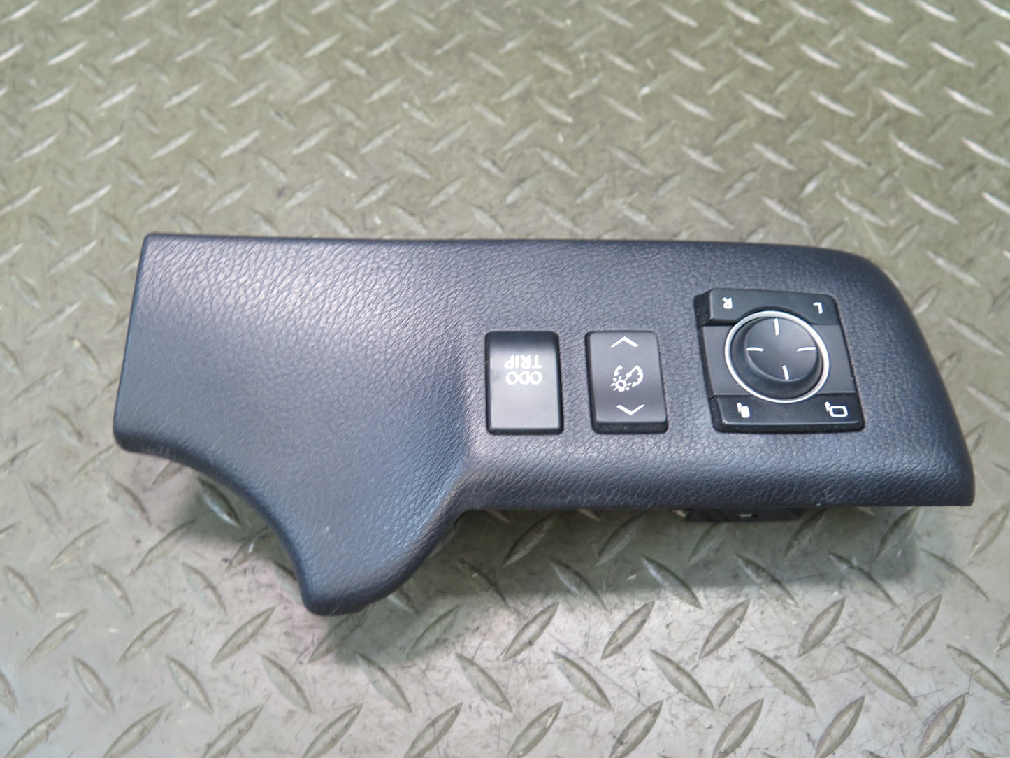 2010-2013 Lexus URJ150L GX460 Dash Side Mirror Cruise ODO Trip Switch w Trim