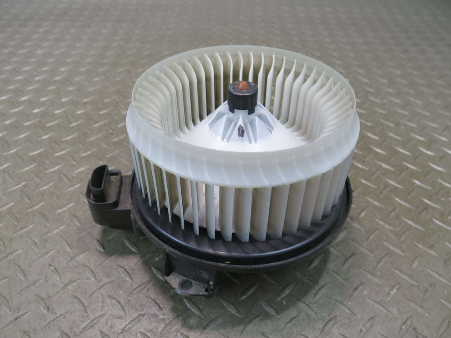 2010-2023 Lexus URJ150L GX460 Front A/C Heater Blower Motor Fan 87103-60400