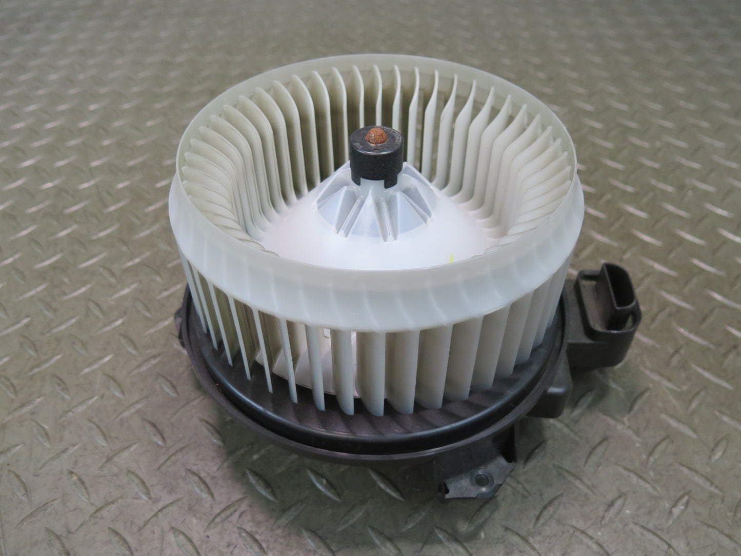 2010-2023 Lexus URJ150L GX460 Front A/C Heater Blower Motor Fan 87103-60400