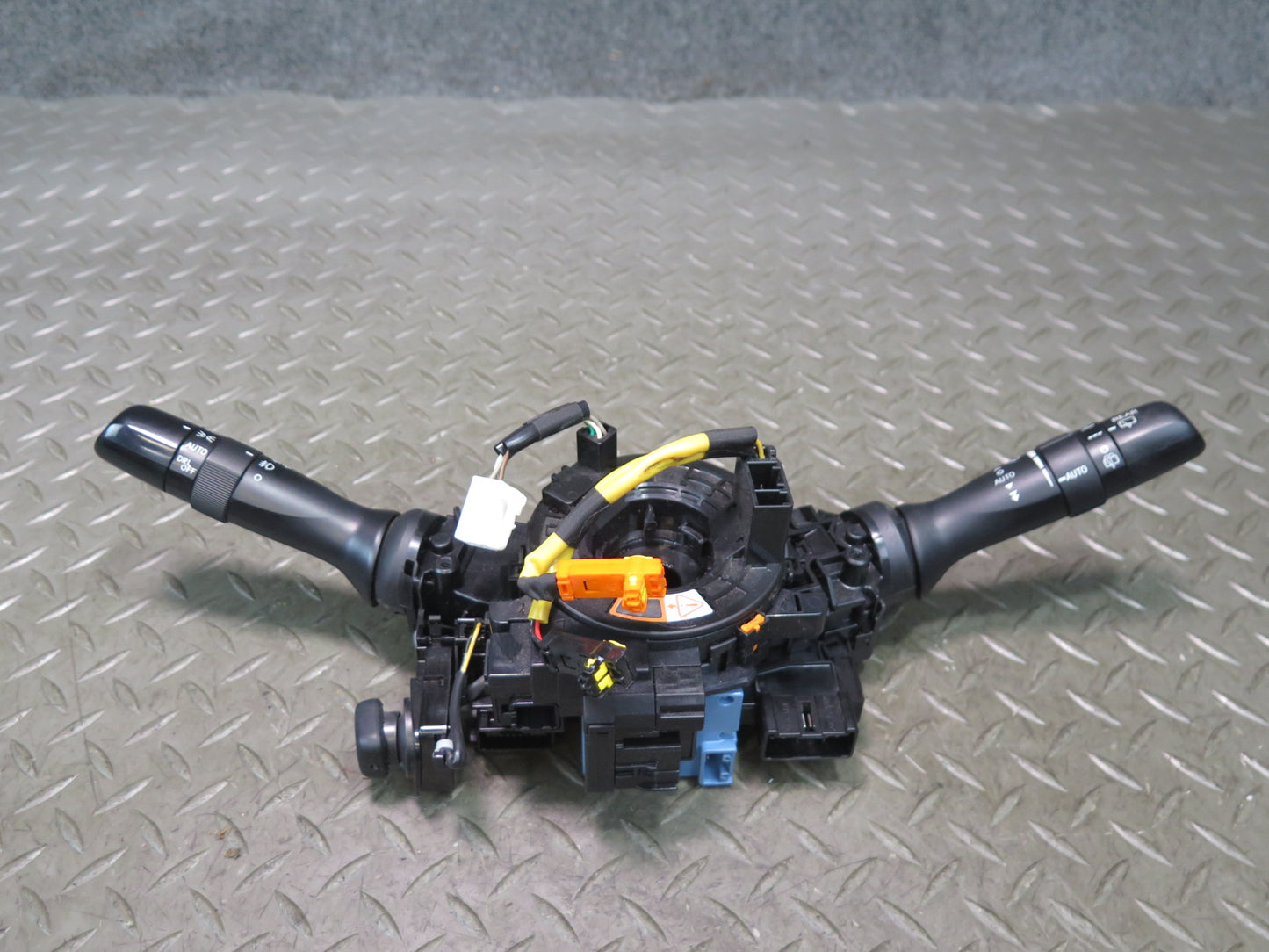 2010-2013 Lexus URJ150L GX460 Steering Column Turn Signal Wiper Multi Switch