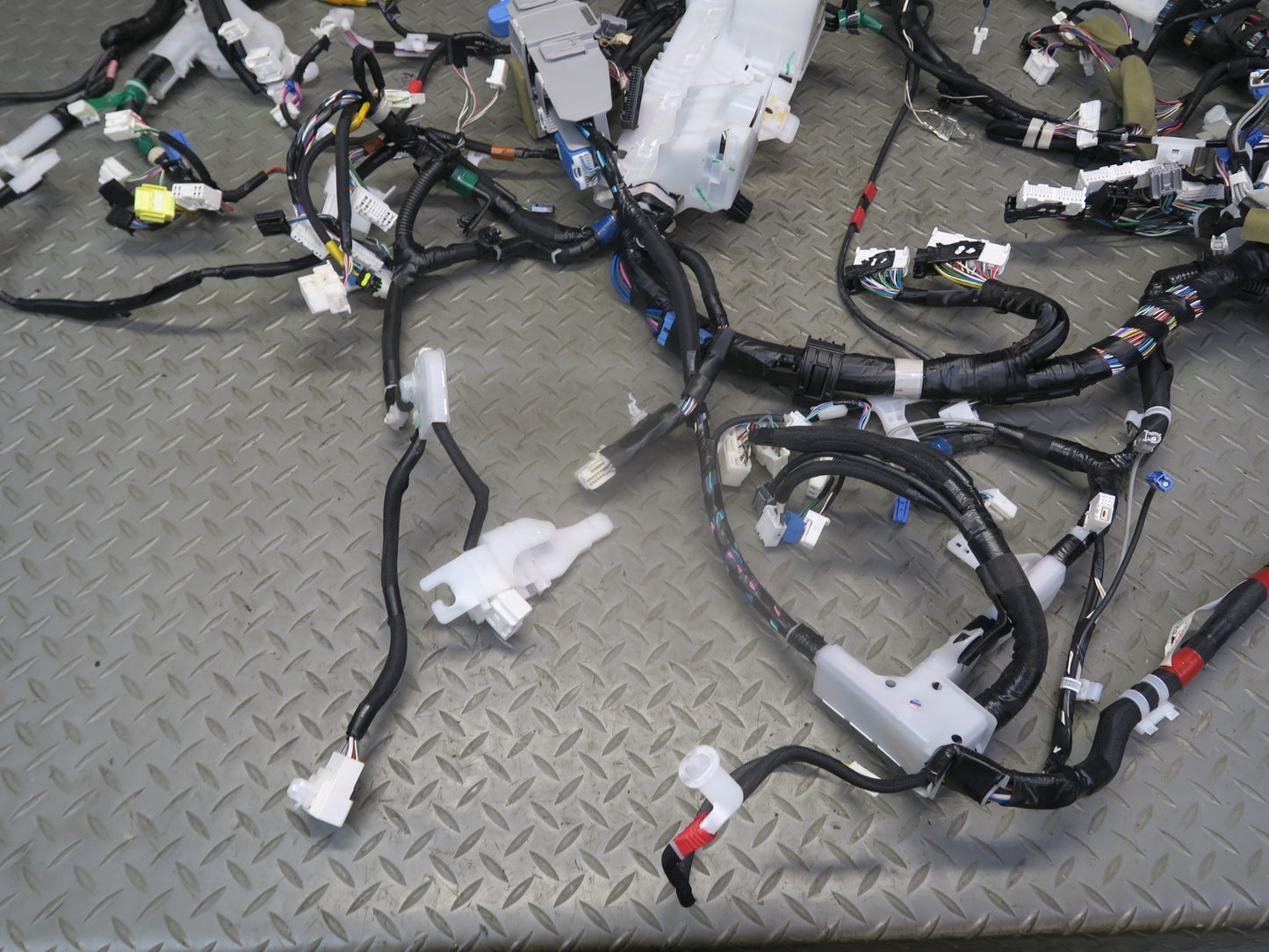 10-13 Lexus URJ150L GX460 Dash Instrument Panel Wire Wiring Harness 82142-60C40