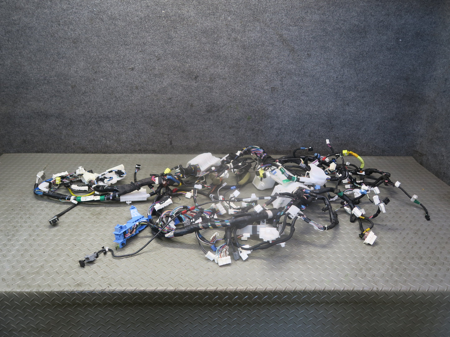 10-13 Lexus URJ150L GX460 Dash Instrument Panel Wire Wiring Harness 82142-60C40
