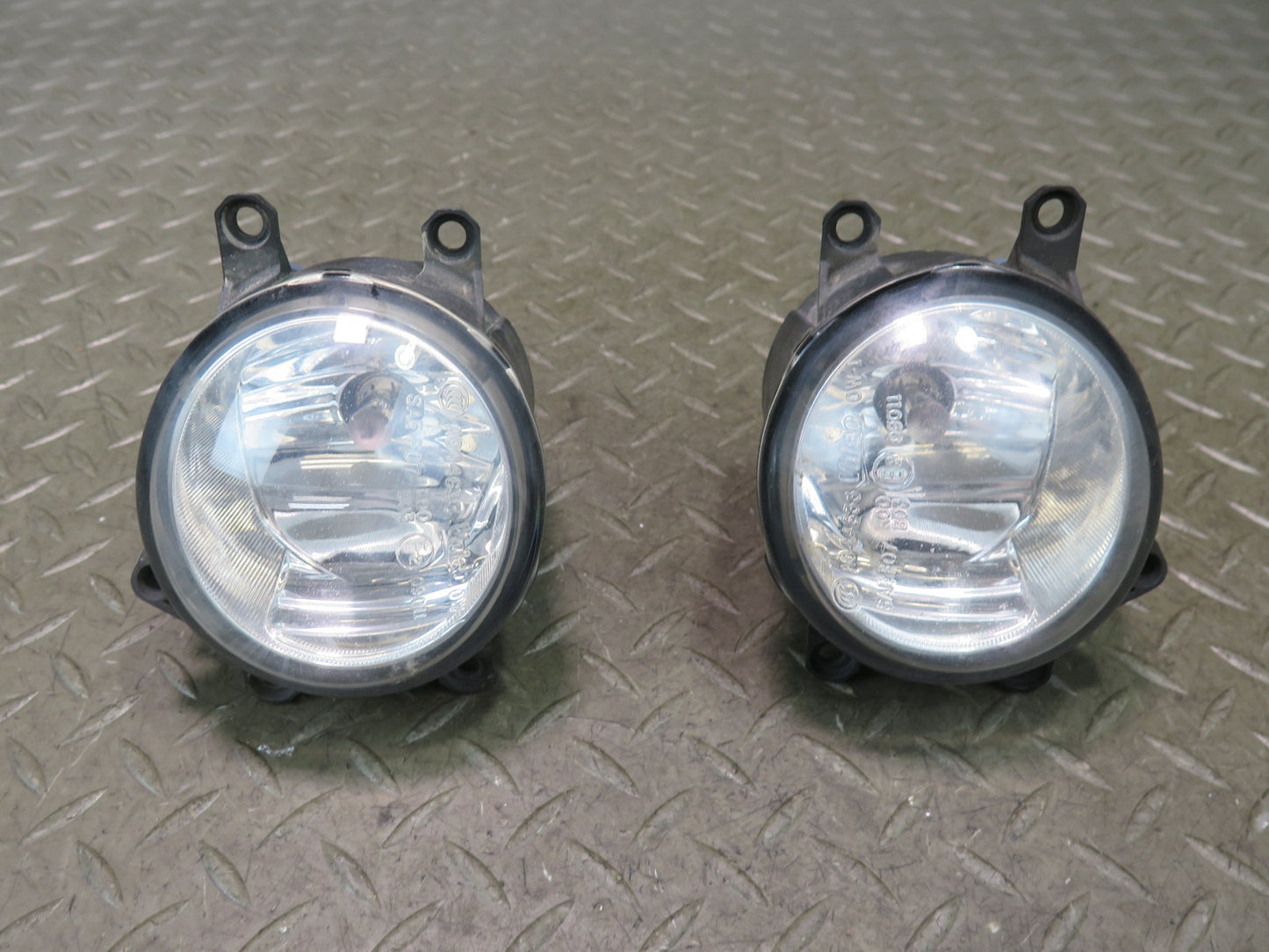 2010-2013 Lexus URJ150L GX460 Front Bumper Left & Right Fog Light Lamp Set of 2