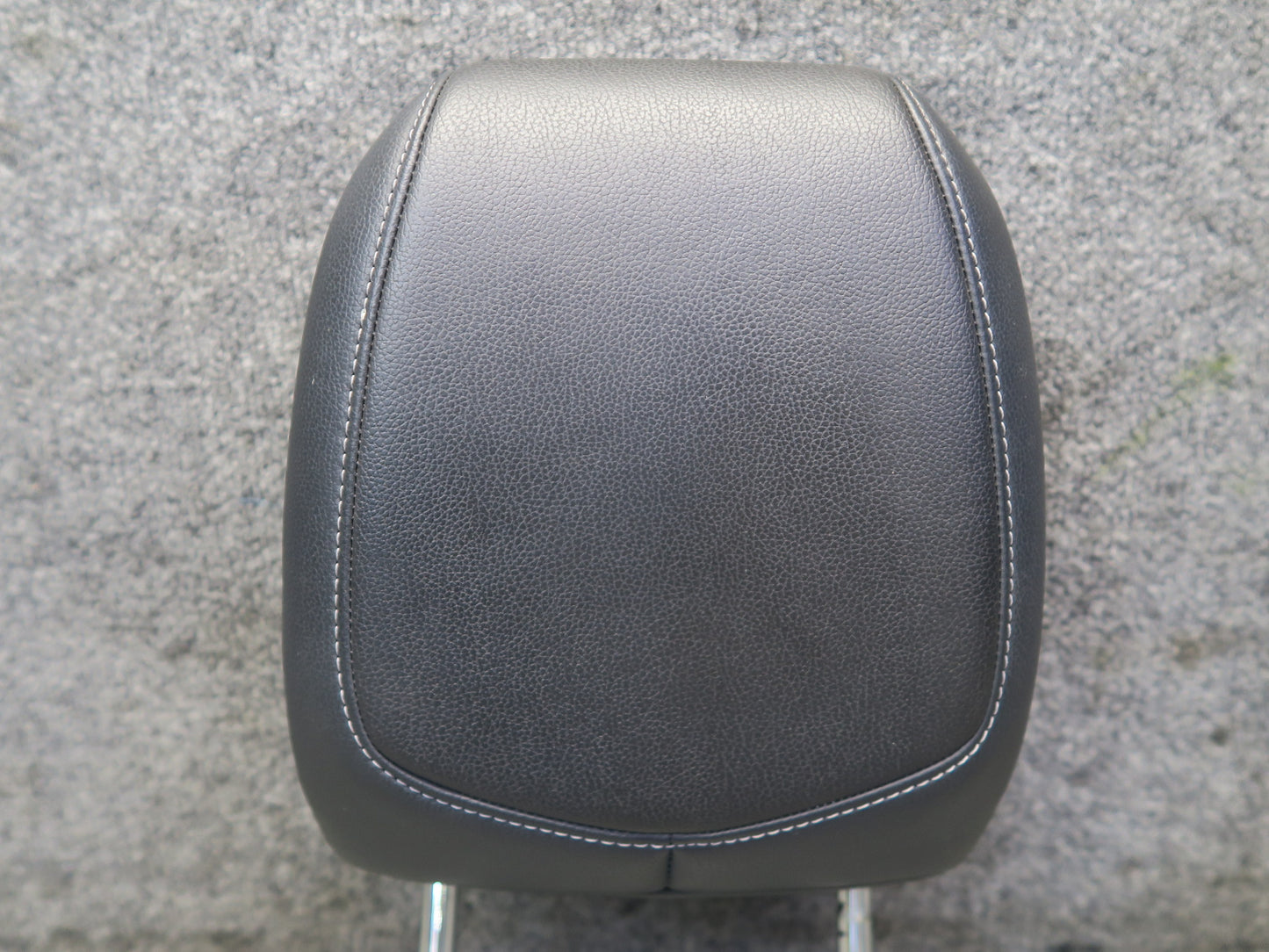 10-19 Nissan 370Z Z34 Convert Front Left & Right Leather Headrest Black Set OEM