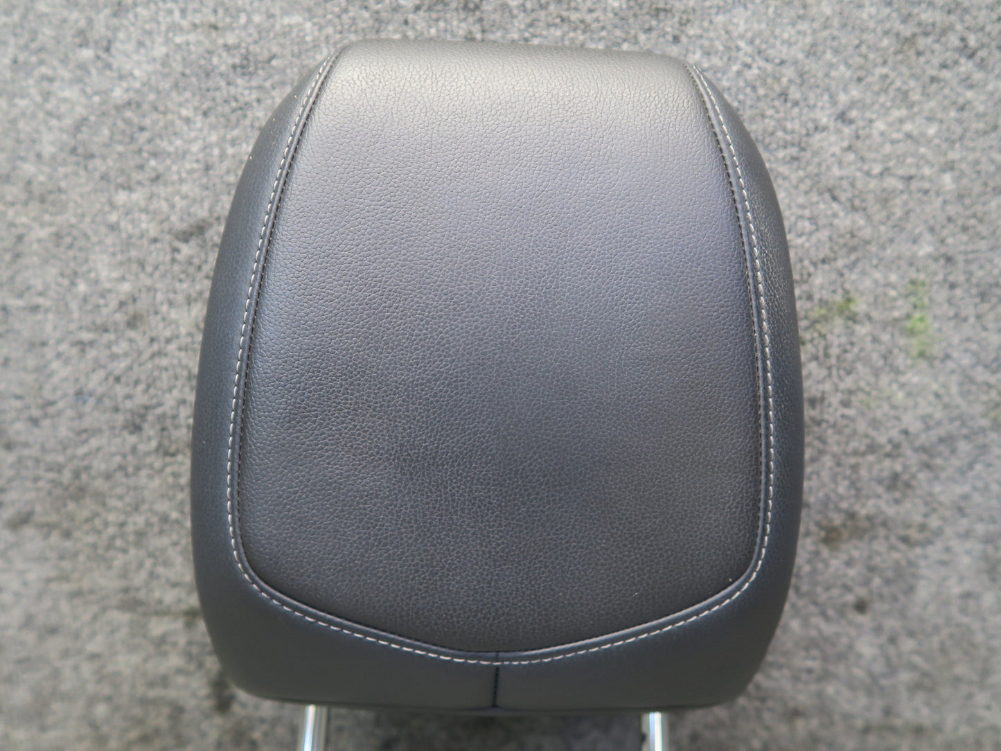 10-19 Nissan 370Z Z34 Convert Front Left & Right Leather Headrest Black Set OEM