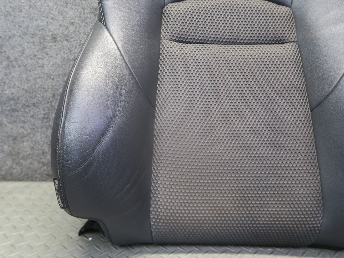 10-19 Nissan Z34 370Z Convert Front Right Seat Upper Leather Cushion OEM