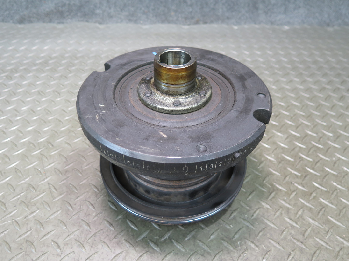 86-91 Mercedes W126 560SEC 560SEL M117 Harmonic Balancer w Crankshaft Pulley OEM