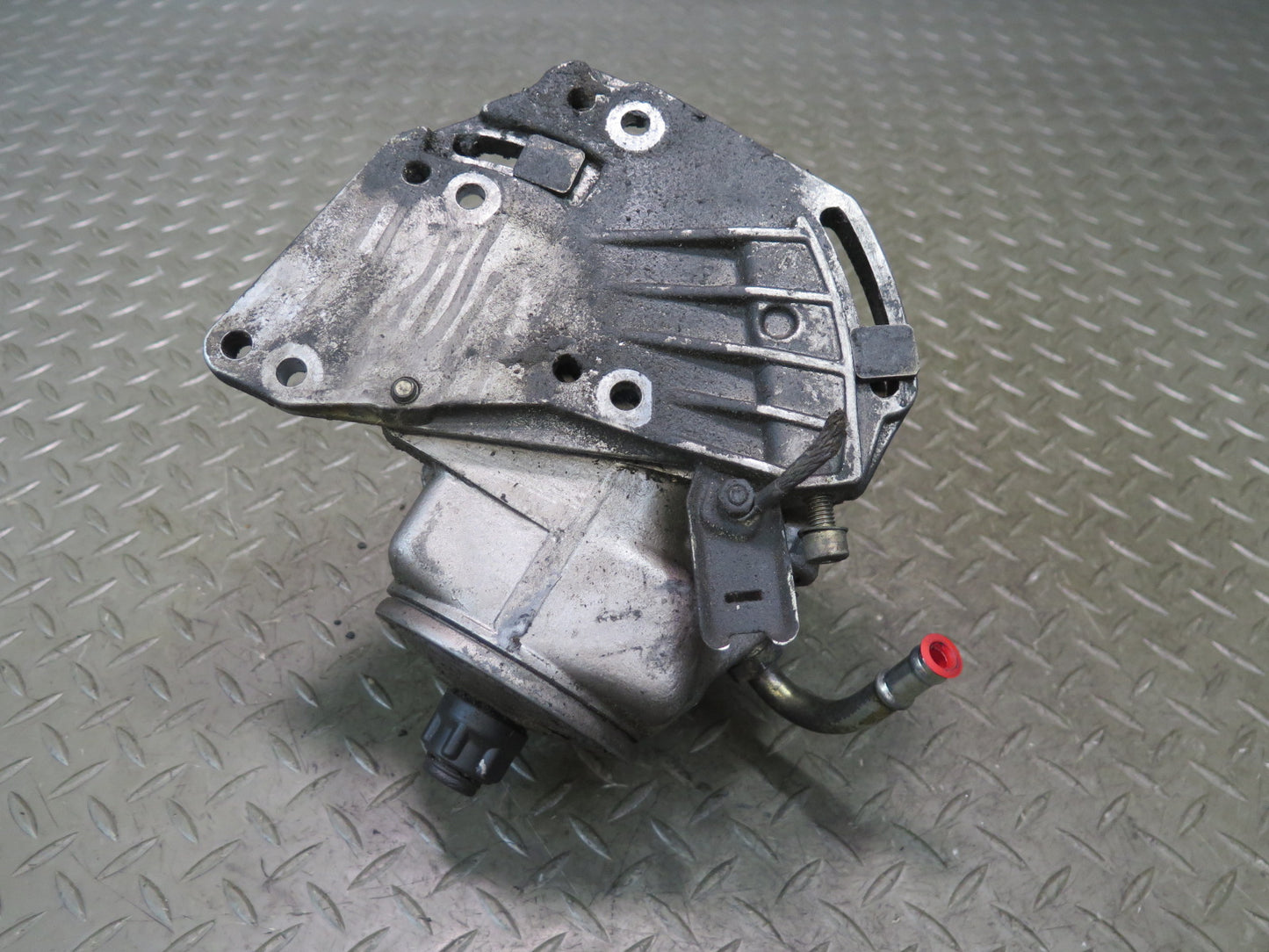 86-91 Mercedes W126 560SEC 560SEL M117 Power Steering Pump OEM